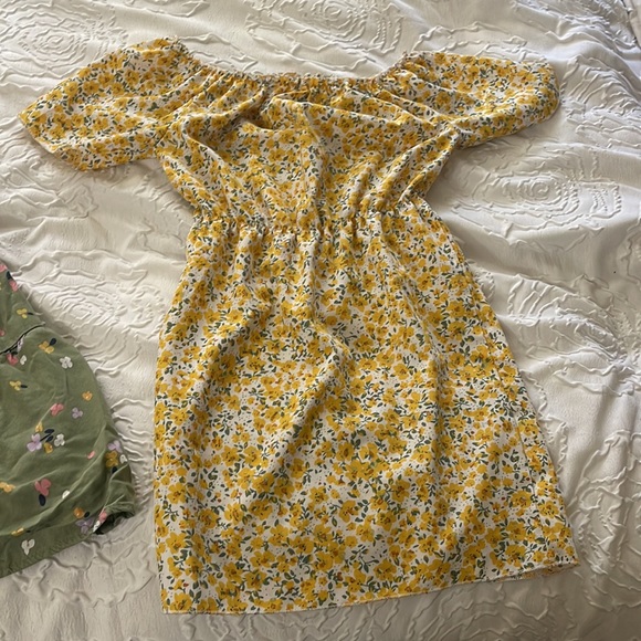 5T Girl Dresses - Picture 3 of 4